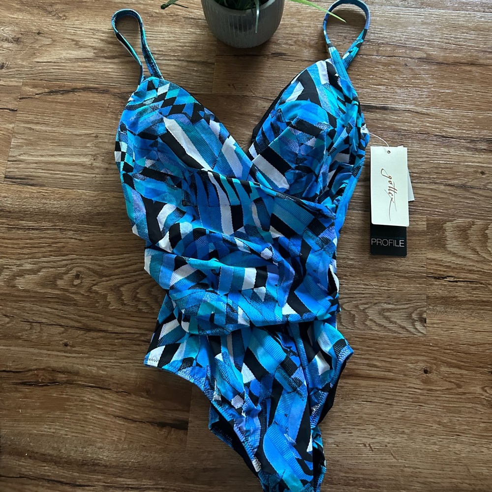 PROFILE BY GOTTEX ONE PIECE SWIMSUIT BLUE SIZE 8